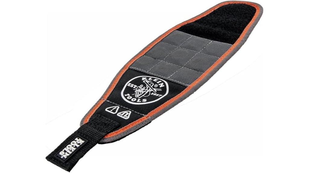 magnetic wristband for tradesmen