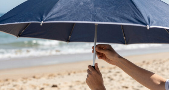 My Dad Told Me He Uses This Umbrella Every Beach Trip (It’s So Practical!)